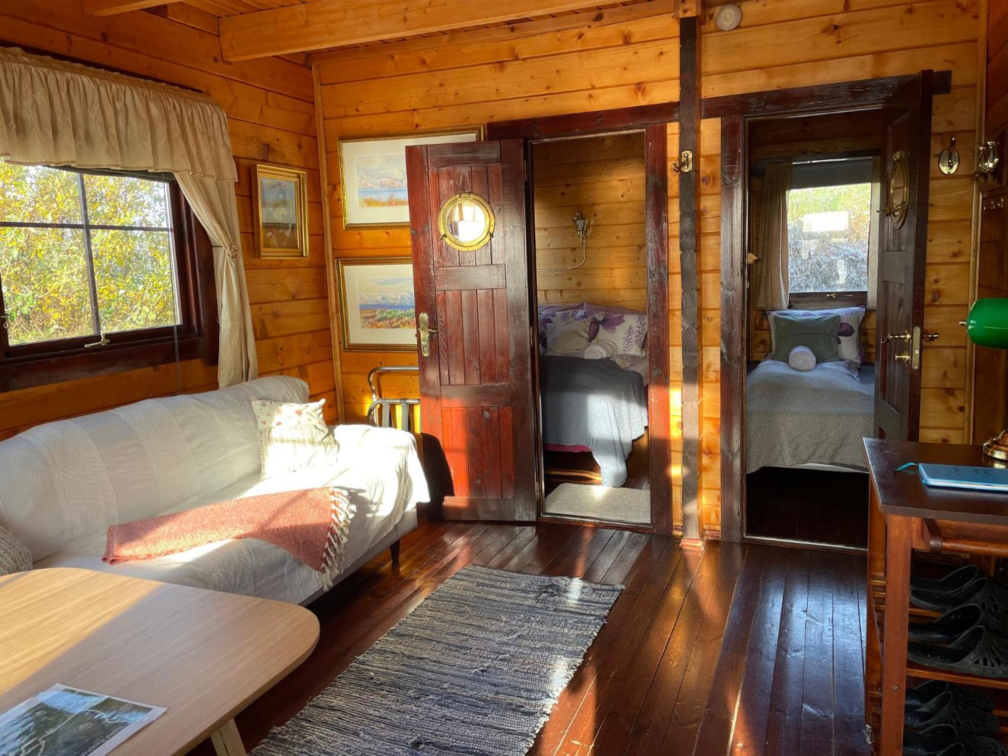 Kaldbaks-Kot Cottages ฮูซาวิก ภายนอก รูปภาพ